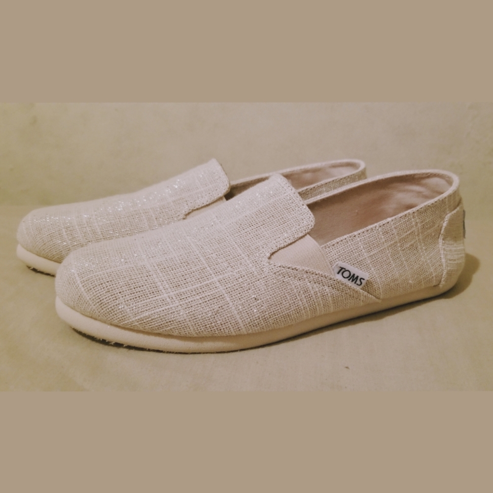 Toms Natural Metallic Woven Slip on Flats Size 6